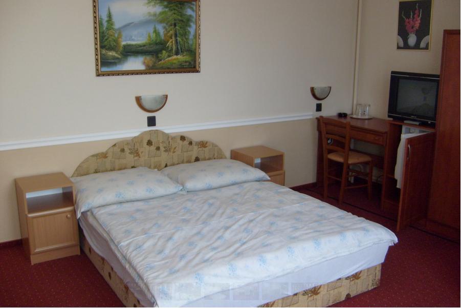 Fonix Panzio Hotel Pápa Стая снимка