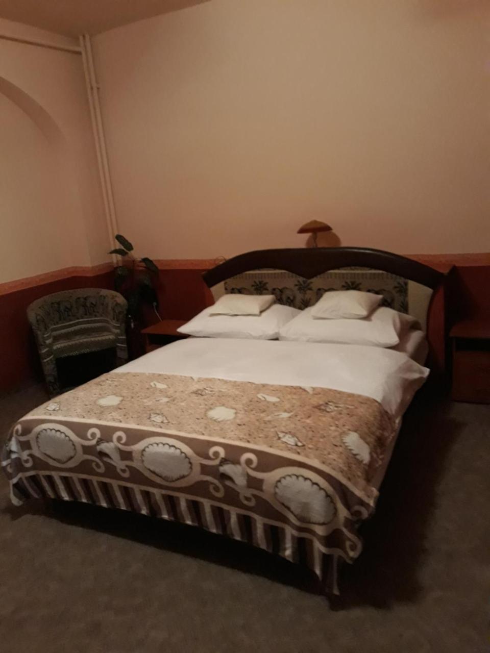 Fonix Panzio Hotel Pápa Екстериор снимка